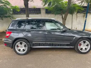 Mercedes-Benz GLK-Class 350 4MATIC 2012 Gray
