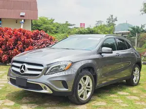 Mercedes-Benz GLA 250 2016 Gray