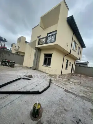 3bdrm Duplex in Ibadan for rent