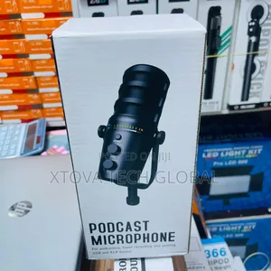 Professional Podcast Microphone – Voice Isolation Auto Level