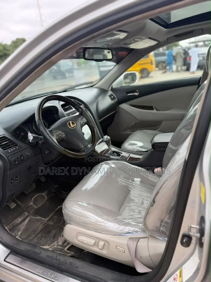 Lexus ES 350 2010 Silver
