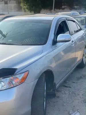 Toyota Camry 2009 Silver