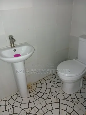 Mini Flat in Ado Rd for rent