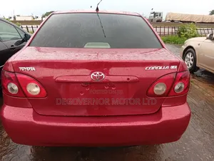 Toyota Corolla 2005 Red