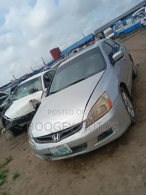 Honda Accord 2006 Silver