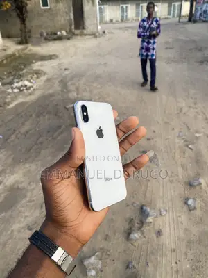 Apple iPhone X 64 GB White