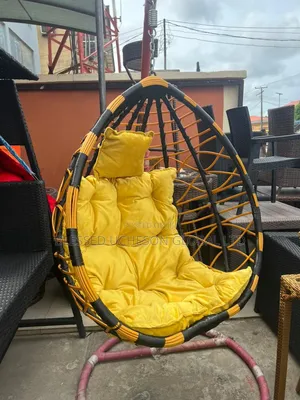 Rattan Hanging Egg Chair With Stand.