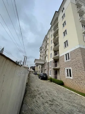 3bdrm Apartment in Freedom Way, Lekki Phase 1 for rent