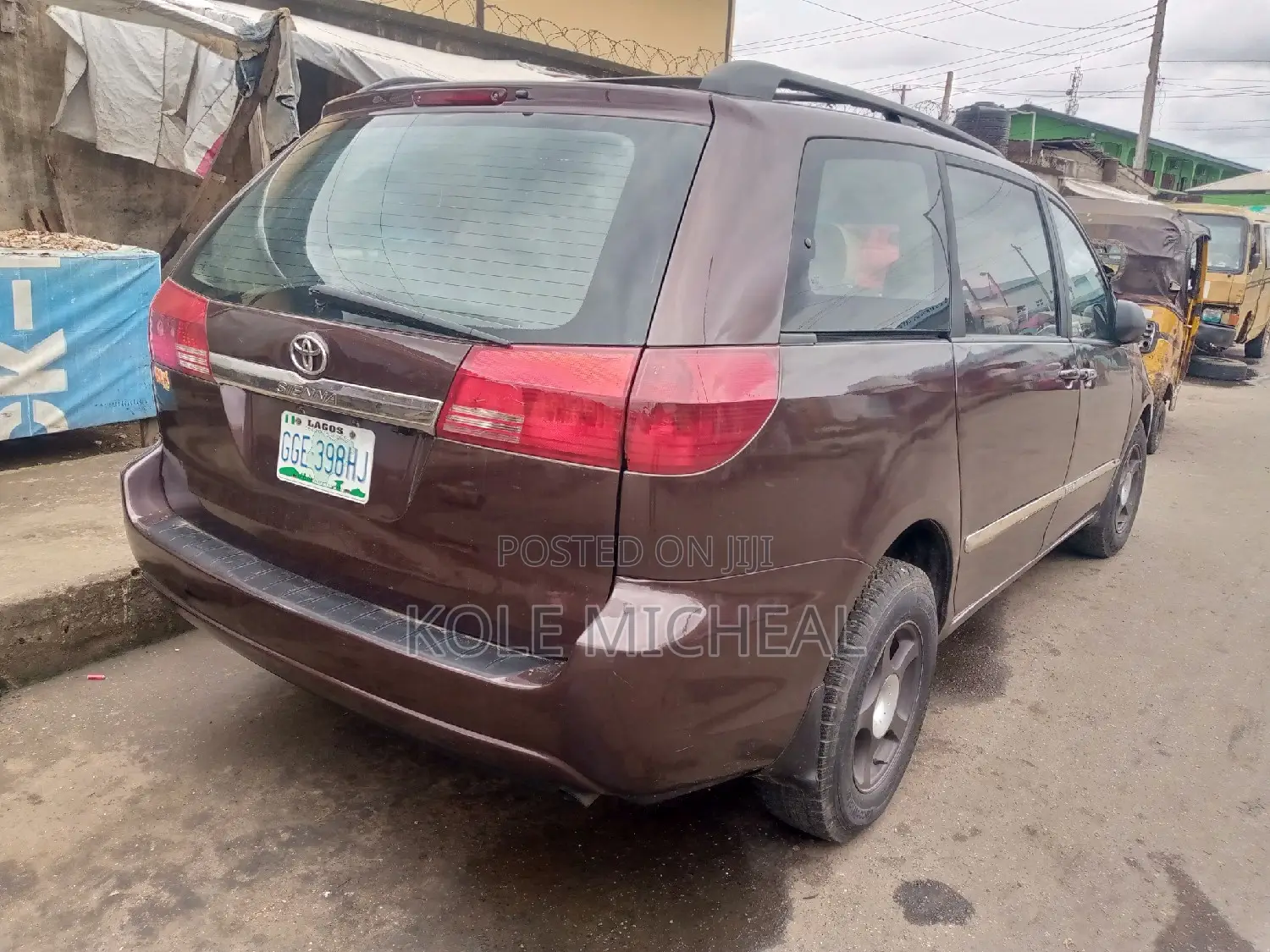 Toyota Sienna 2004 Brown