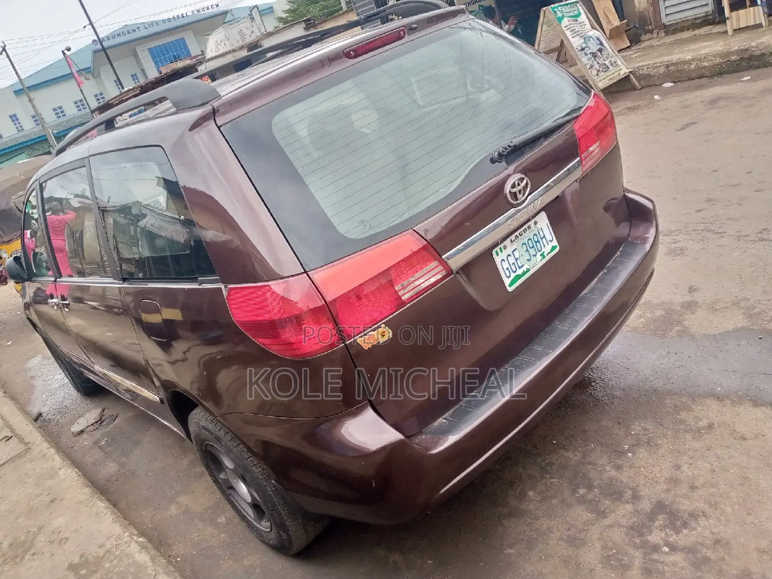 Toyota Sienna 2004 Brown