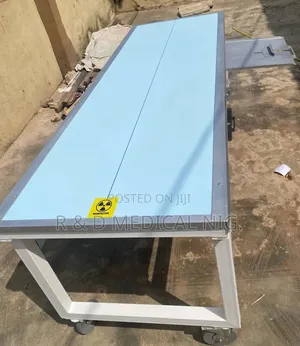 X-Ray Bulky Table