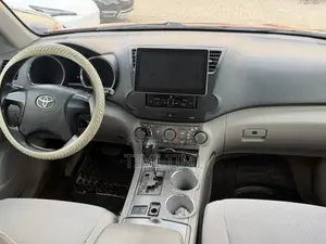 Toyota Highlander Sport 2010 Burgundy