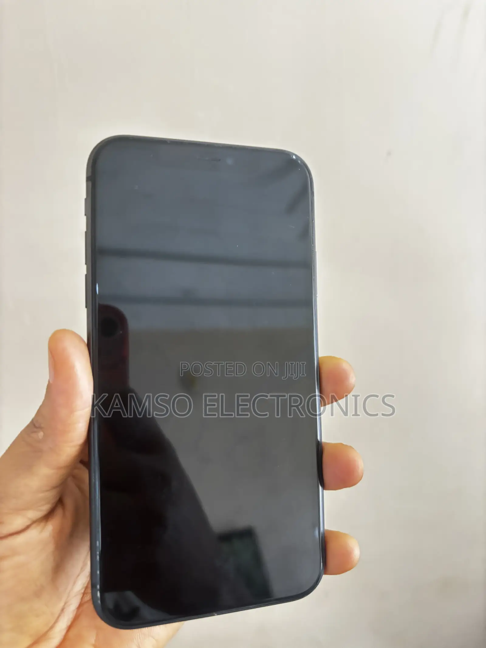Apple iPhone 11 64 GB Black