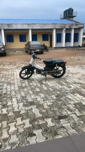 Honda CB 2020 Green
