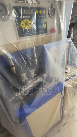 2 Cavities Pet Blowing Machine
