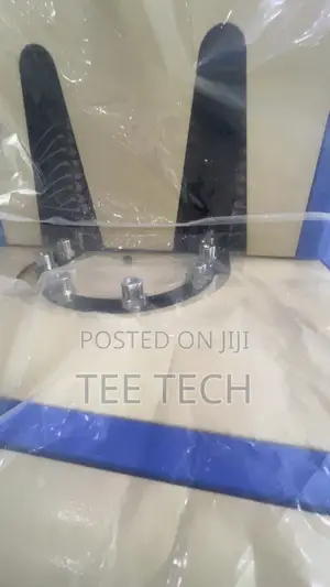 2 Cavities Pet Blowing Machine
