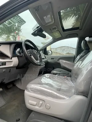 Toyota Sienna 2019 Gray