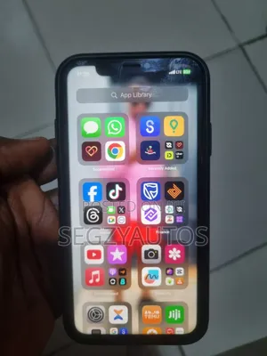 Apple iPhone XR 128 GB Red