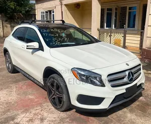Mercedes-Benz GLA 250 2017 White