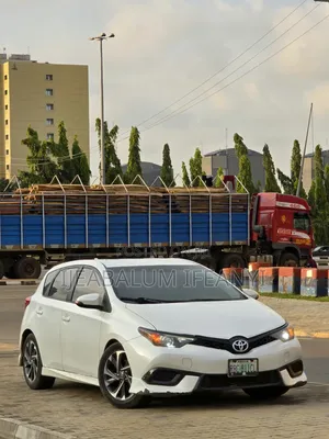 Toyota Corolla 2017 White