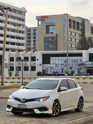 Toyota Corolla 2017 White