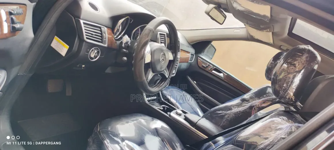 Mercedes-Benz M Class 2012 Black