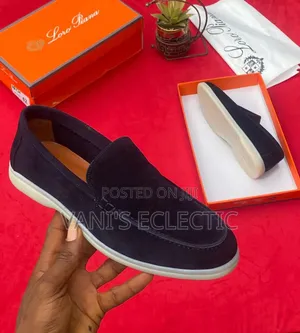 High Quality Loro Piana Slip-on Suede Shoes (Men's Loafers)