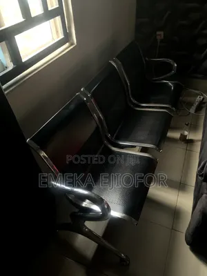 3 in 1 Office Seater