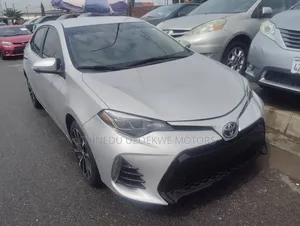 Toyota Corolla 2018 Silver