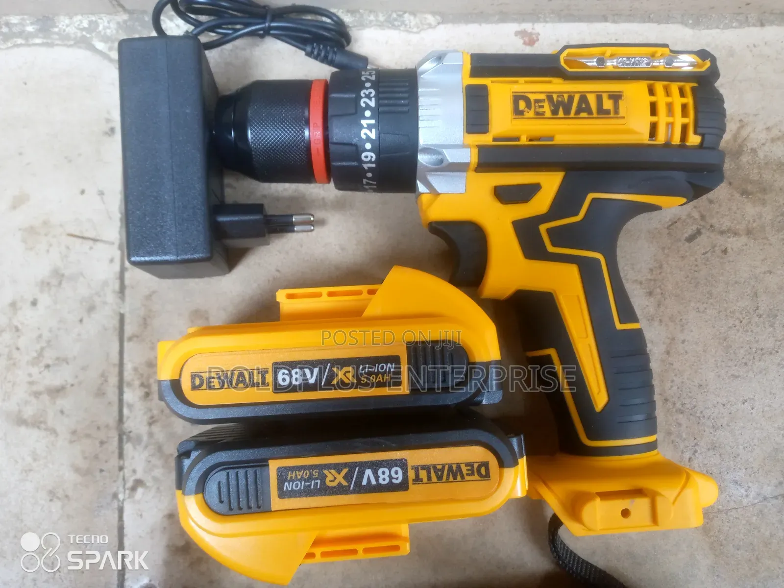 68 Volt Dewalt Cordless Drilling Machine