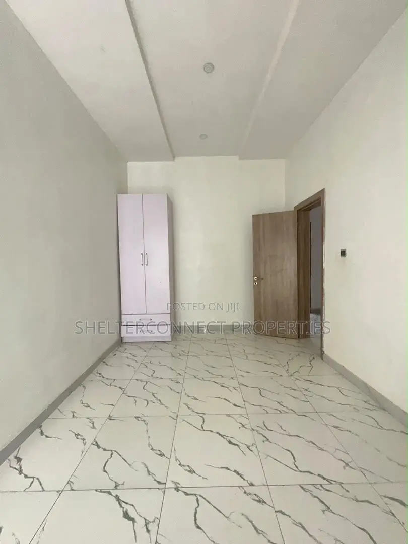 4bdrm Duplex in Ikota Gra for rent