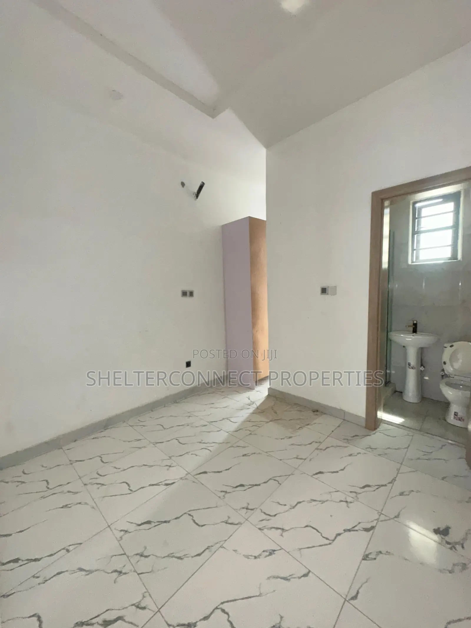 4bdrm Duplex in Ikota Gra for rent