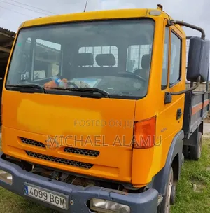 Nissan Truck Atleon 2000