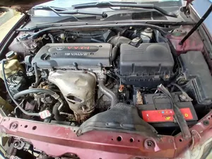 Toyota Camry 2004 Red
