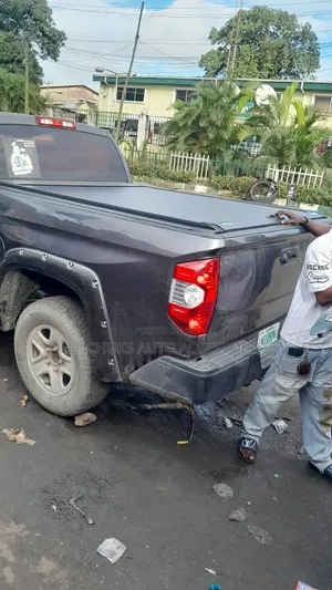 Manual Rolling Boot Cover for Toyota Tundra