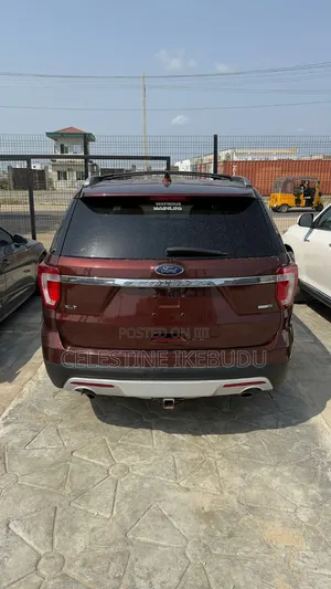 Ford Explorer 2016 Maroon