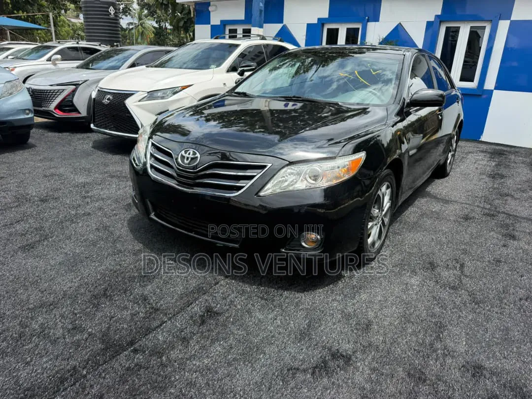 Toyota Camry 2010 Black