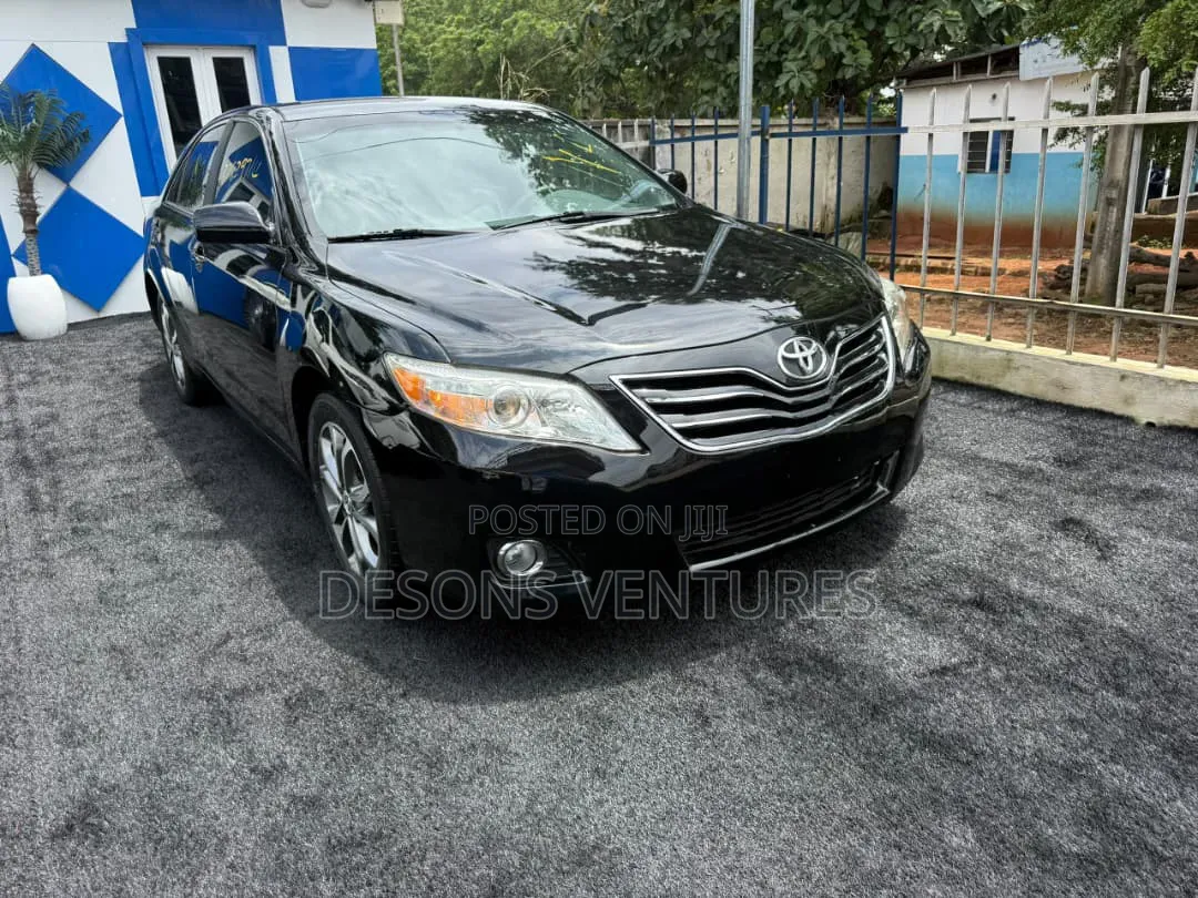 Toyota Camry 2010 Black
