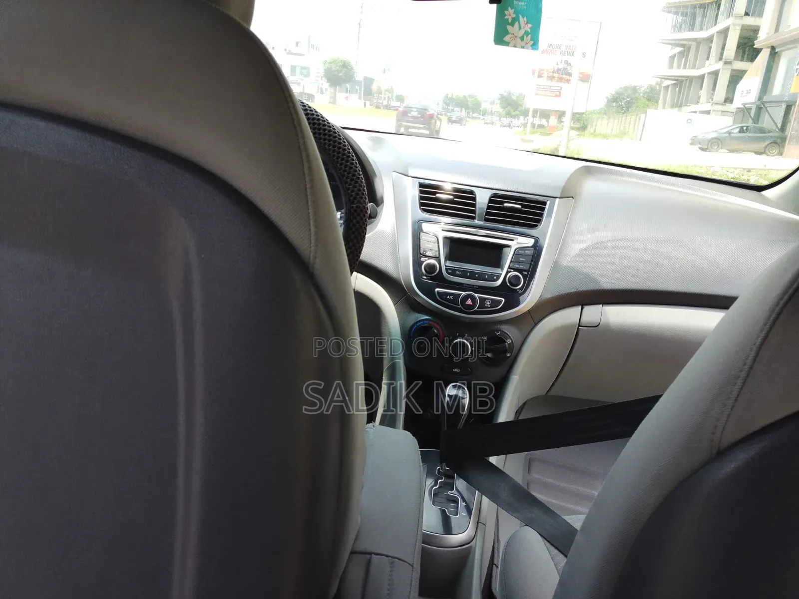 Hyundai Accent 2014 Silver