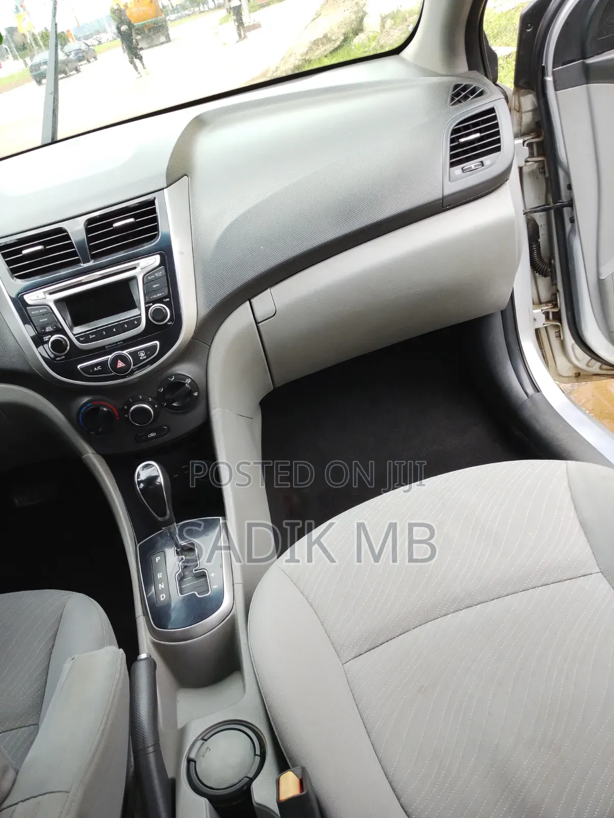 Hyundai Accent 2014 Silver
