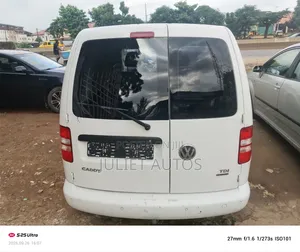 Volkswagen Caddy 2016 White