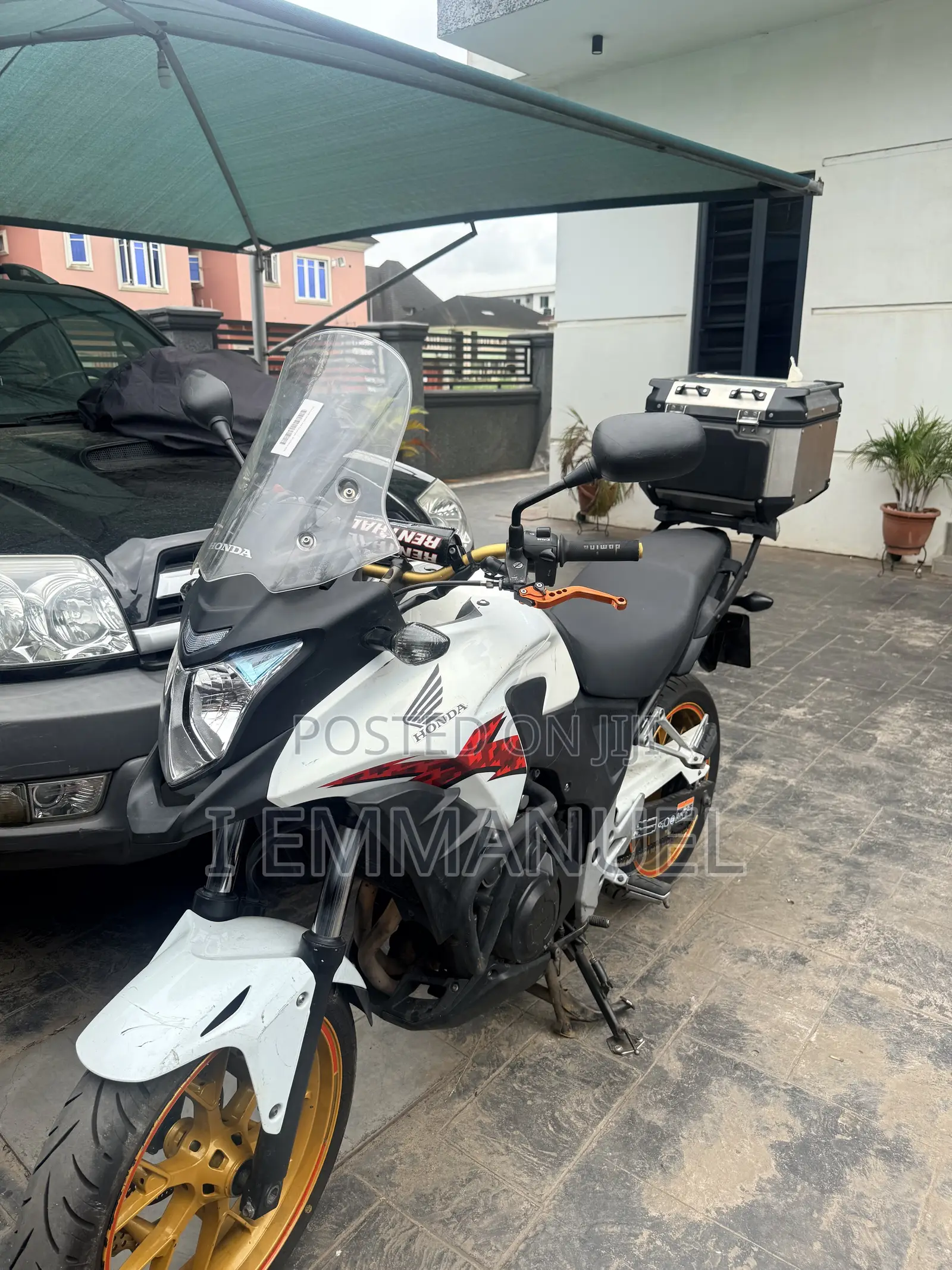 Honda CB 2016 White