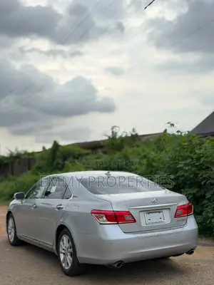 Lexus ES 350 2011 Silver