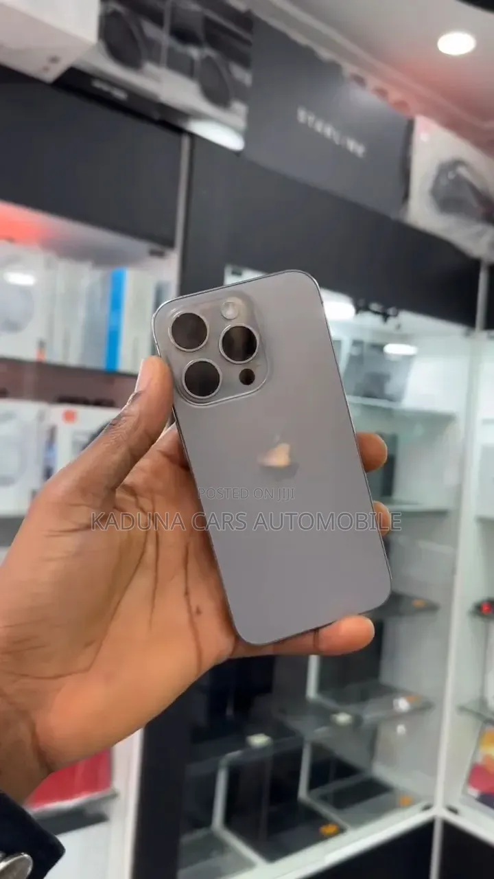 Apple iPhone 15 Pro 128 GB Silver