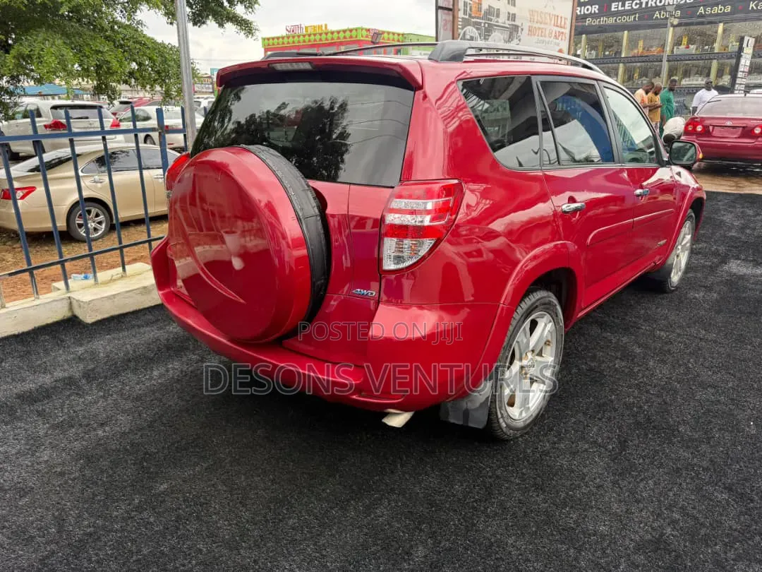 Toyota RAV4 2007 Red