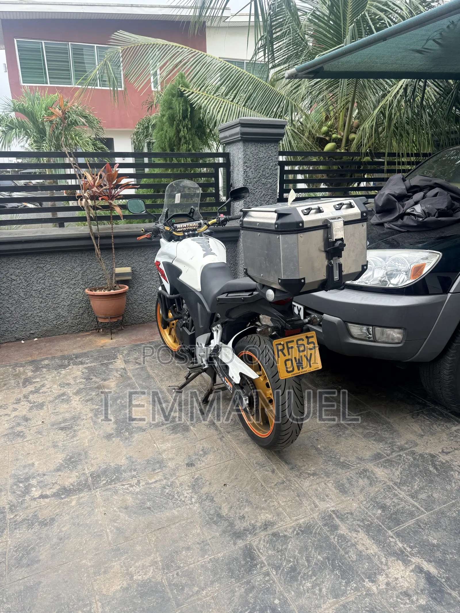 Honda CB 2016 White