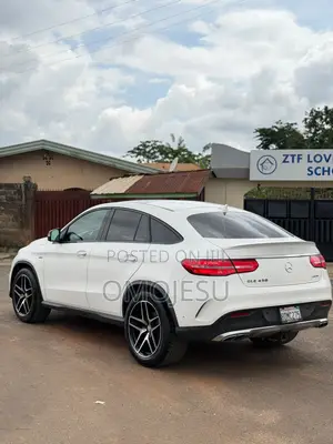 Mercedes-Benz GLE-Class 2016 White