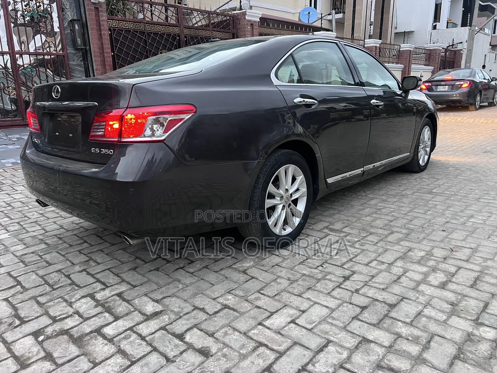 Lexus ES 350 2011 Gray