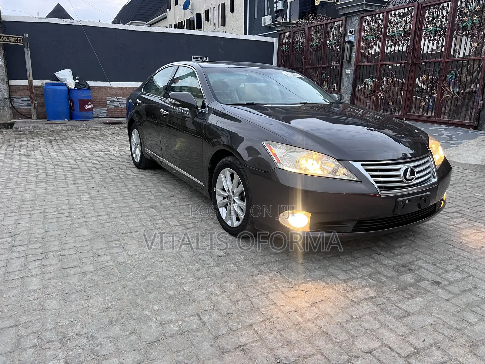 Lexus ES 350 2011 Gray