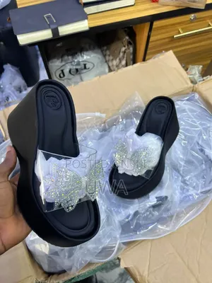 Women's Clear Strap Wedge Platform Sandals With Rhinestone Bow